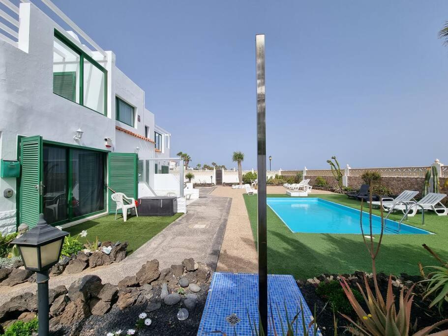 La Casa De Las Palomitas Corralejo Bagian luar foto
